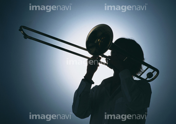 金管楽器 演奏 音 の画像素材 楽器 オブジェクトの写真素材ならイメージナビ