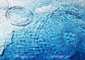 水面 波紋 湖面 ロイヤリティフリー の画像素材 川 湖沼 自然 風景の写真素材ならイメージナビ
