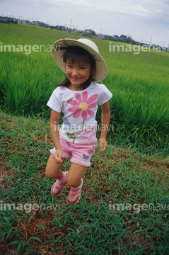 小学生　盗み撮り 小学生 女の子 パンツ 日本人 夏】の画像素材 | 写真素材ならイメージナビ