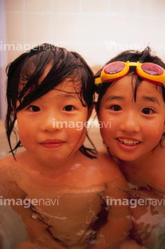 小学生女子　風呂　入浴 入浴中」の写真素材 | 851件の無料イラスト画像 | Adobe Stock