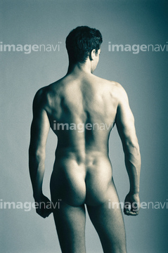 男 背中 裸 若者 セクシー の画像素材 体のパーツ 人物の写真素材ならイメージナビ