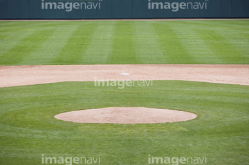 スポーツ 球技 野球 ソフトボール マウンド の画像素材 写真素材ならイメージナビ