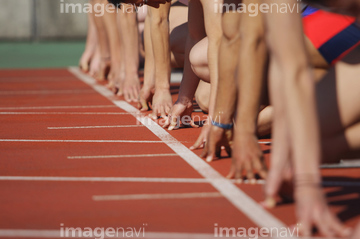 クラウチングスタート 線 の画像素材 陸上競技 スポーツの写真素材ならイメージナビ