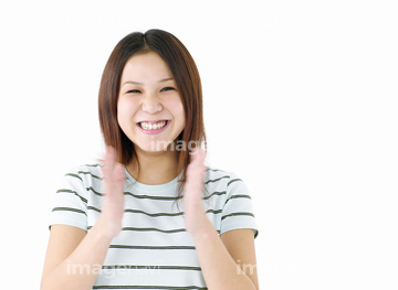 人物 構図 正面 拍手 の画像素材 写真素材ならイメージナビ