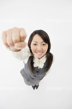 女性 全身 ポーズ 俯瞰 手を上げる の画像素材 ビジネスパーソン ビジネスの写真素材ならイメージナビ