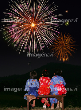 日本人写真素材をさがす 年中行事 イベント花火大会 祭り 写真 の画像素材 春 夏の行事 行事 祝い事の写真素材ならイメージナビ