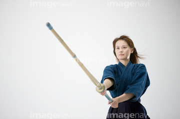 剣道 構える の画像素材 ライフスタイル イラスト Cgの写真素材ならイメージナビ