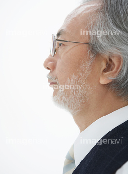 男性 横顔 メガネ ビジネスマン Bloomimage の画像素材 業種 職業 ビジネスの写真素材ならイメージナビ
