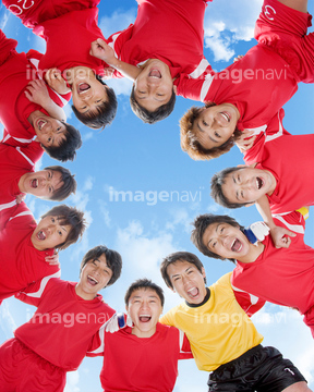 サッカー選手 日本人 笑う の画像素材 ビジネス 人物の写真素材ならイメージナビ