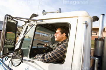 トラック 運転手 ヒスパニック ロイヤリティフリー の画像素材 自動車 乗り物 交通の写真素材ならイメージナビ
