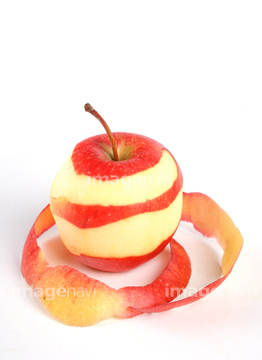 リンゴ 皮むき 赤色 の画像素材 健康管理 ライフスタイルの写真素材ならイメージナビ