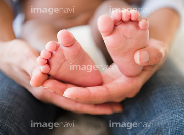 足の裏 若い女性 黒人 の画像素材 写真素材ならイメージナビ