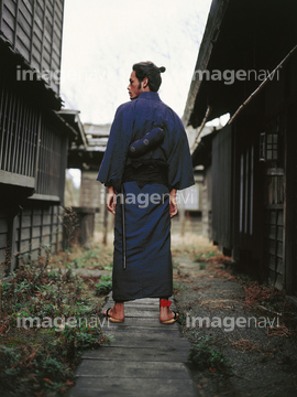 若い男性 横顔 日本人 和服 の画像素材 日本人 人物の写真素材ならイメージナビ