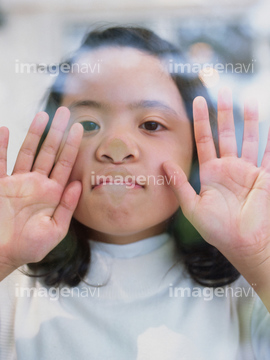 日本人写真素材をさがす 笑顔がつながる写真変顔 休日 写真 の画像素材 その他のライフスタイルの写真素材ならイメージナビ