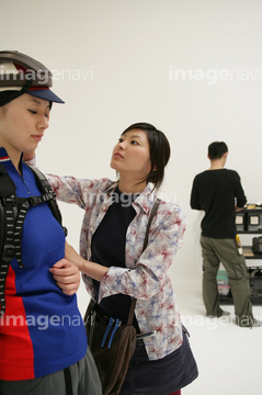 男性 モデル 日本人 3人】の画像素材 写真素材ならイメージナビ