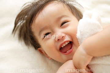 子供 爆笑 赤ちゃん 子供 の画像素材 外国人 人物の写真素材ならイメージナビ
