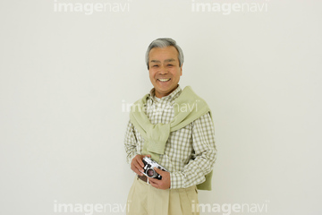 男性 ファッション 日本人 60代 の画像素材 病気 体調管理 人物の写真素材ならイメージナビ