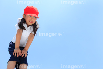 前かがみ 正面 陽気 中腰 の画像素材 イラスト Cgの写真素材ならイメージナビ