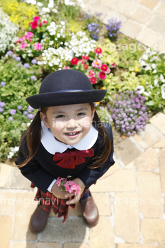 園児服 かわいい の画像素材 年齢 人物の写真素材ならイメージナビ