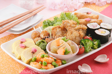 花見弁当 の画像素材 季節 形態別食べ物 食べ物の写真素材ならイメージナビ