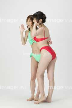 女性 横向き 全身 立ち姿 水着 ビキニ の画像素材 ウォータースポーツ スポーツの写真素材ならイメージナビ