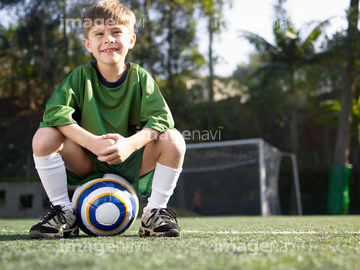 サッカー少年 の画像素材 外国人 人物の写真素材ならイメージナビ