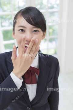 女子高生 顔 口 の画像素材 学校生活 ライフスタイルの写真素材ならイメージナビ