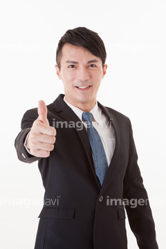 スーツ 男性 腕 手を上げる 笑顔 の画像素材 業種 職業 ビジネスの写真素材ならイメージナビ