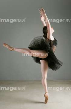 バレリーナ バレエダンサー 綺麗 スカート の画像素材 ビジネス 人物の写真素材ならイメージナビ