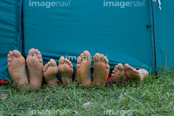 男性 足裏 若い男性 の画像素材 趣味 遊び ライフスタイルの写真素材ならイメージナビ