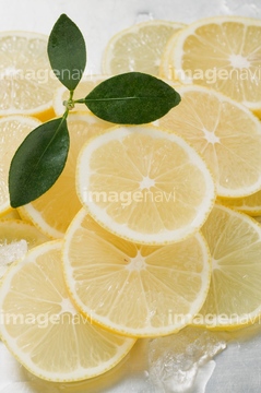 食べ物 果物 カットフルーツ 酸っぱい 黄色 多い の画像素材 写真素材ならイメージナビ