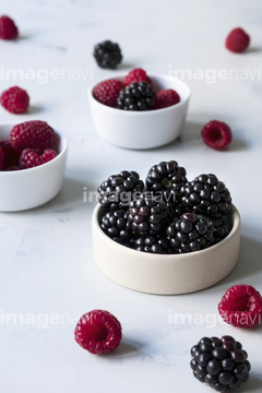 ヨーロッパキイチゴ の画像素材 その他植物 花 植物の写真素材ならイメージナビ