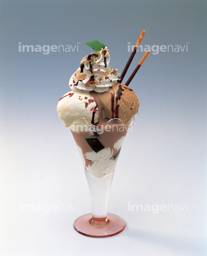 チョコレートパフェ の画像素材 食べ物 飲み物 イラスト Cgの写真素材ならイメージナビ