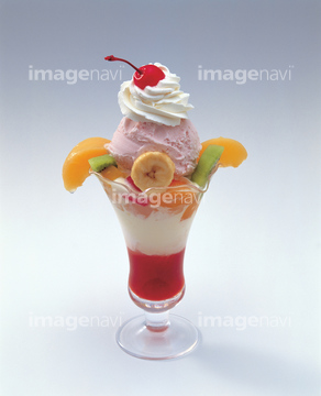 フルーツパフェ の画像素材 菓子 デザート 食べ物の写真素材ならイメージナビ
