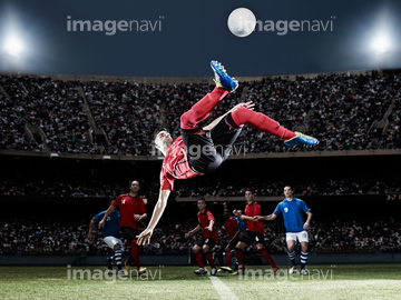 オーバーヘッドキック の画像素材 球技 スポーツの写真素材ならイメージナビ