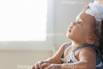外国人 子供 赤ちゃん 横顔 児童 の画像素材 外国人 人物の写真素材ならイメージナビ