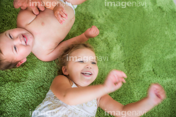 人物 外国人 赤ちゃん の画像素材 写真素材ならイメージナビ