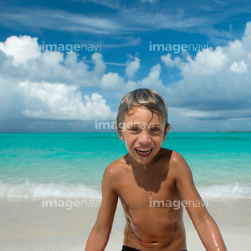 少年 ヌード 昼 の画像素材 外国人 人物の写真素材ならイメージナビ