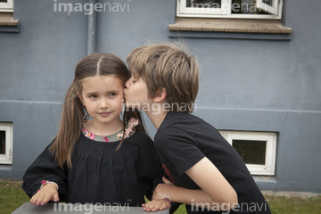 恋人 キス 小学生 の画像素材 家族 人間関係 人物の写真素材ならイメージナビ 恋人 キス 小学生 の画像素材 家族 人間関係 人物の写真素材ならイメージナビ