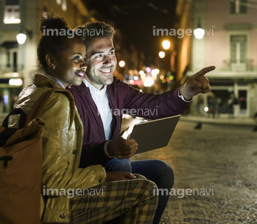 シワ 人物 黒人 夜 の画像素材 外国人 人物の写真素材ならイメージナビ