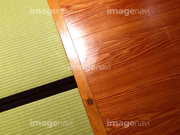 木目 テーブル ローテーブル ロイヤリティフリー の画像素材 写真素材ならイメージナビ