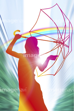 雨 傘をさす 女性 シルエット の画像素材 構図 人物の写真素材ならイメージナビ