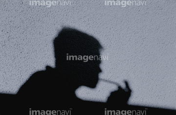 タバコ 横顔 男性 の画像素材 ビジネス 人物の写真素材ならイメージナビ
