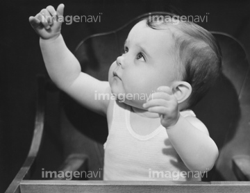 外国人 子供 赤ちゃん 横顔 の画像素材 外国人 人物の写真素材ならイメージナビ