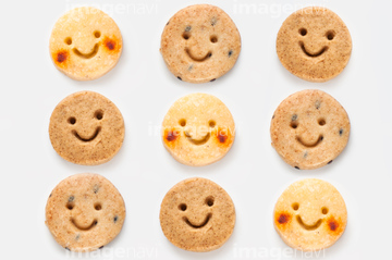 スマイルクッキー の画像素材 菓子 デザート 食べ物の写真素材ならイメージナビ