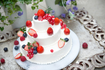 デコレーションケーキ 三段ケーキ の画像素材 菓子 デザート 食べ物の写真素材ならイメージナビ