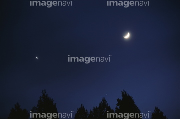夜空 宵の明星 ロイヤリティフリー の画像素材 空 自然 風景の写真素材ならイメージナビ