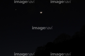 夜空 宵の明星 ロイヤリティフリー の画像素材 空 自然 風景の写真素材ならイメージナビ