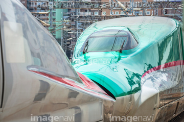東北新幹線はやて 緑色 の画像素材 鉄道 乗り物 交通の写真素材ならイメージナビ