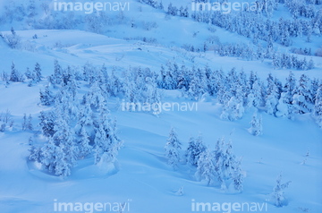 Imagenavirf写真 雪景色 ロイヤリティフリー の画像素材 山 自然 風景の写真素材ならイメージナビ